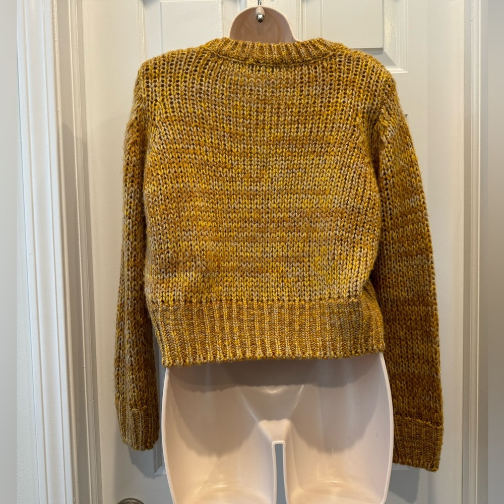 Greylin chunky knit sweater in Mustard yellow golden, crewneck size small - Picture 4 of 5
